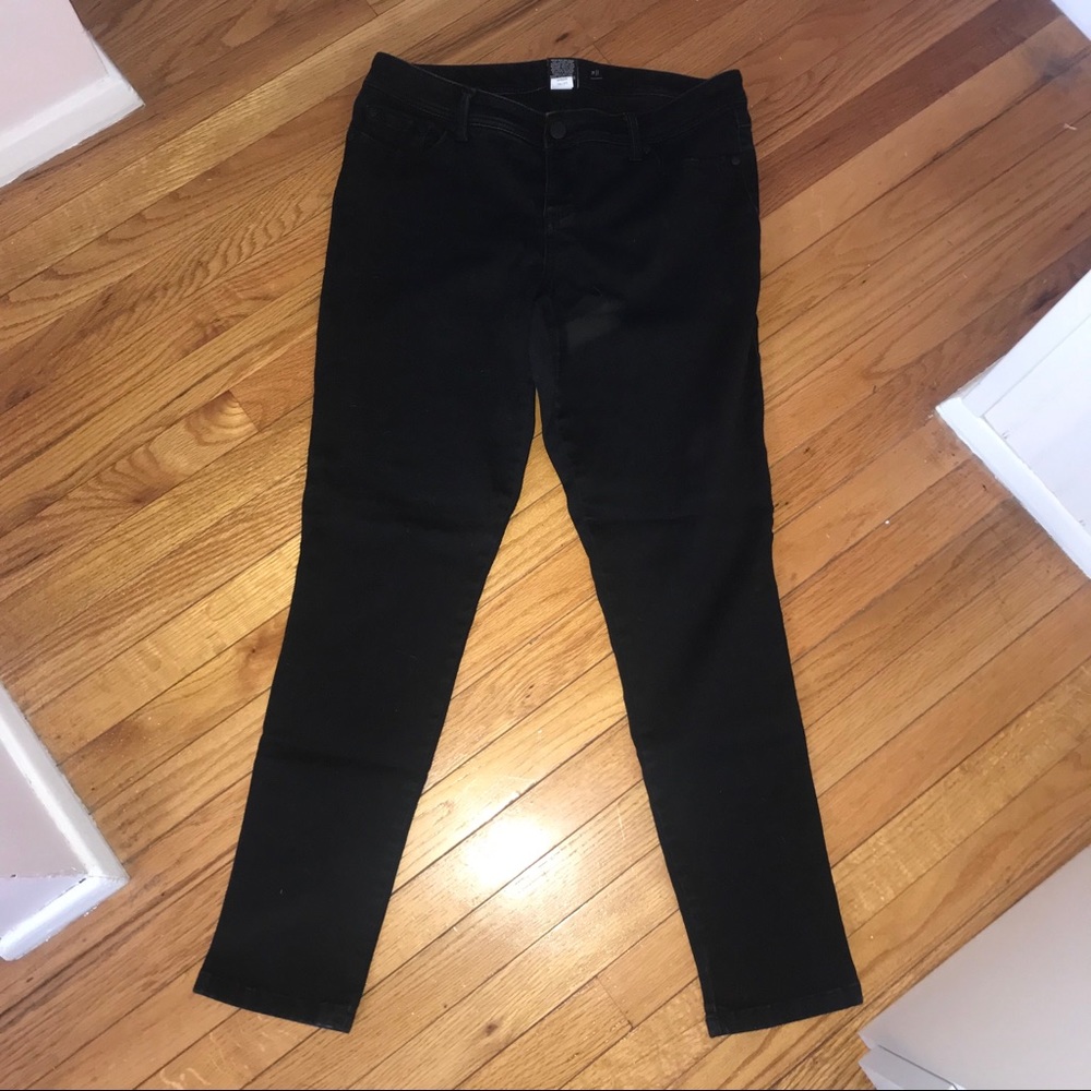 Black Skinny Jeans